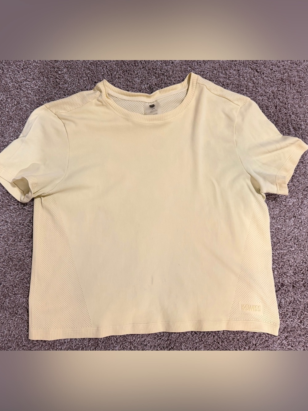 K-Swiss women’s Short-Sleeve Athletic Tee size large